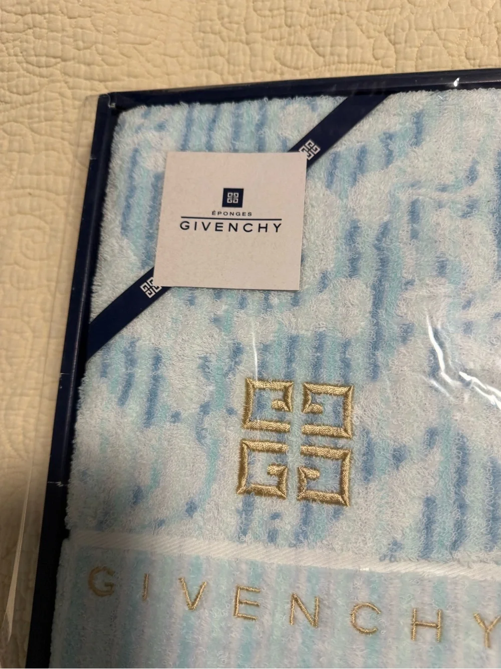 Givenchy Light Blue and White Embroidered Logo Towel 4 piece Gift Set! NWB